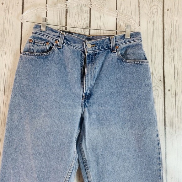 Vintage Womens Levis 550 Relaxed Fit Tapered Leg Denim Blue Jeans Size 12 Reg M - Picture 2 of 7